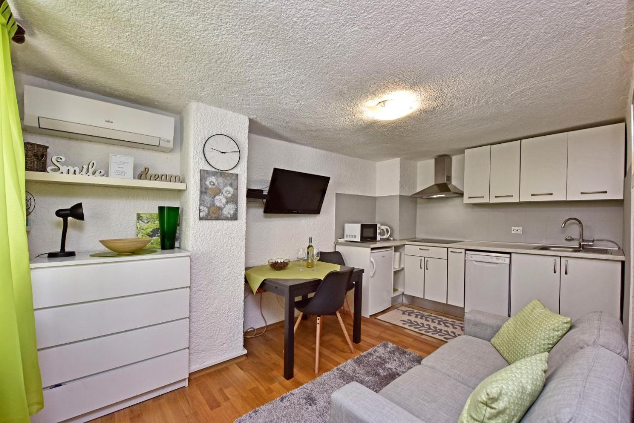 Apartment Corta City-Centre โปเรช ภายนอก รูปภาพ