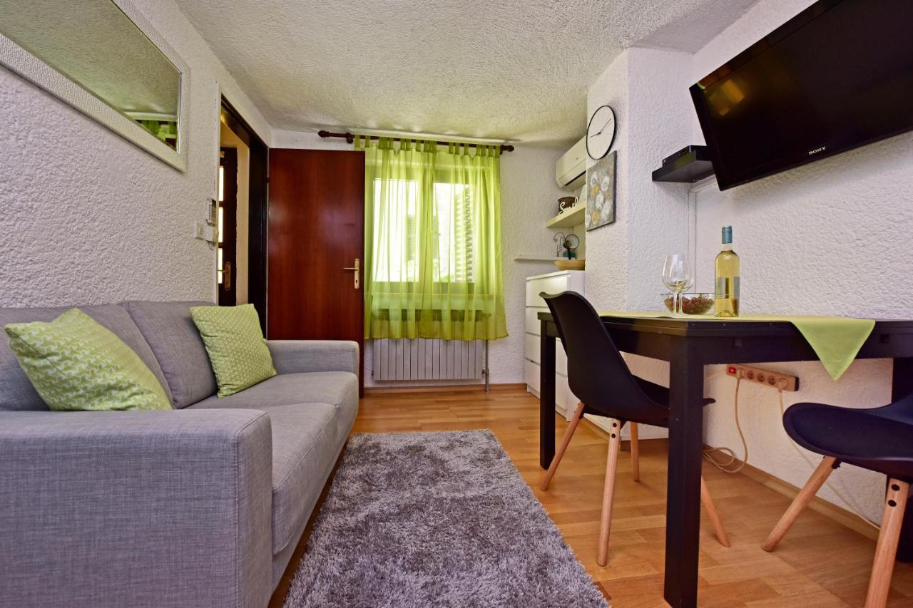 Apartment Corta City-Centre โปเรช ภายนอก รูปภาพ